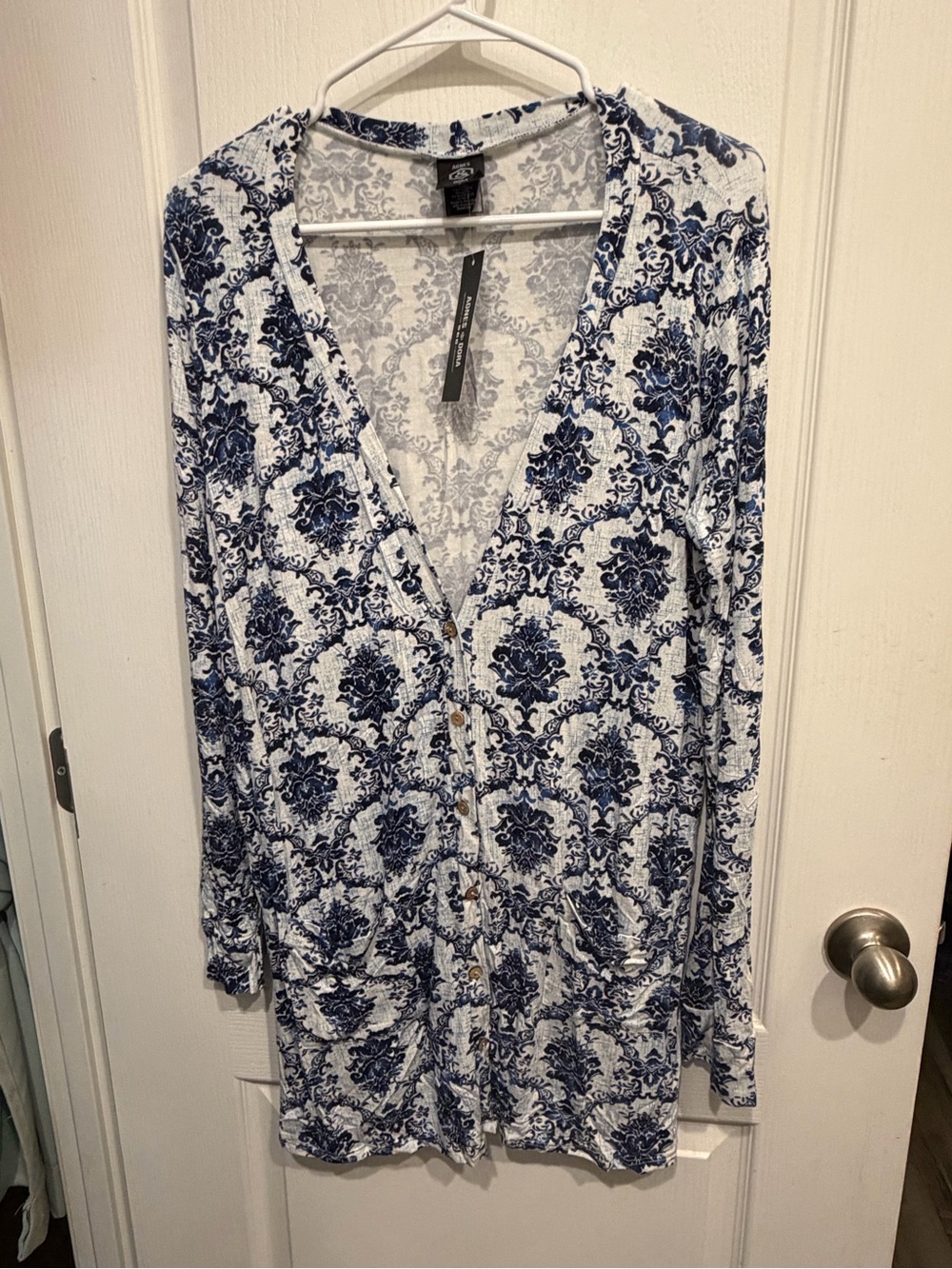 Agnes & Dora Navy and White Labeled Top